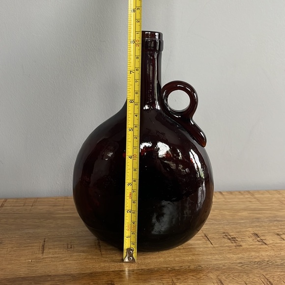 Vintage Deep Amber Handled Glass Decanter or Flagon - Picture 10 of 11